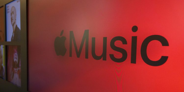 Apple Music začne označovat skladby vytvořené umělou inteligencí