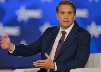 Republikáni podpoří Blanche poté, co ministerstvo zrušilo sporný fond