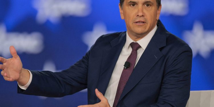 Republikáni podpoří Blanche poté, co ministerstvo zrušilo sporný fond
