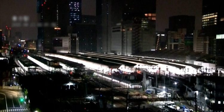 Východní Japonsko zasáhlo zemětřesení, zranilo 37 lidí